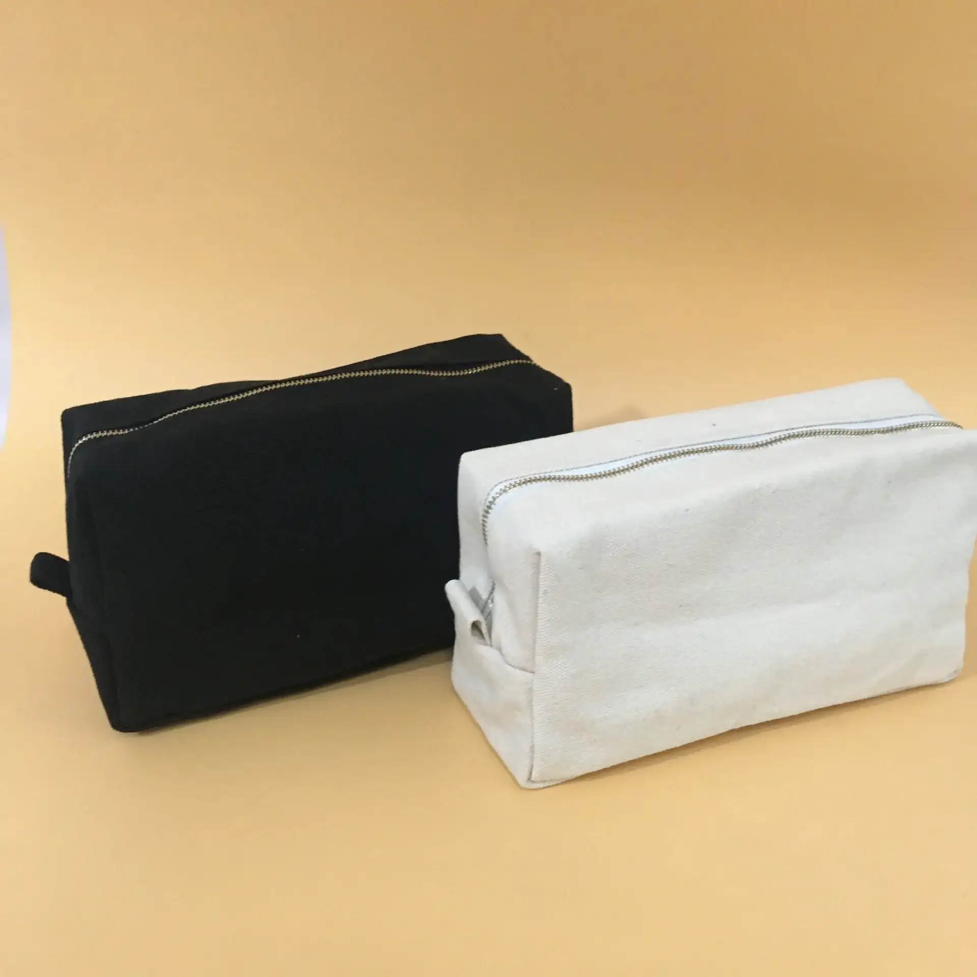 Factory Wholesale Custom Logo Eco-Friendly Storage Bags Zippered Cosmetic Pouches Canvas Tote Bags 1